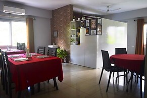 Happy Villa Guest House