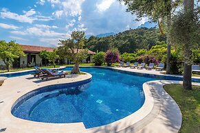 Cottage House - Adult Only