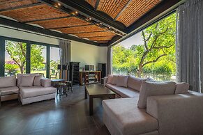 Cottage House - Adult Only