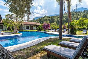 Cottage House - Adult Only