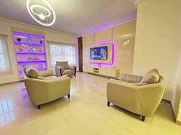 FRYBURG HOTEL AND SUITES