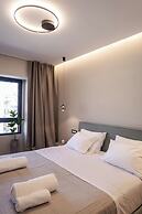 Demmi Central 2BR Designer Apt