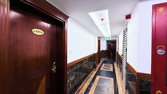 Royal Tulip Dancenter Suites Sharjah
