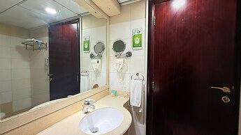 Royal Tulip Dancenter Suites Sharjah