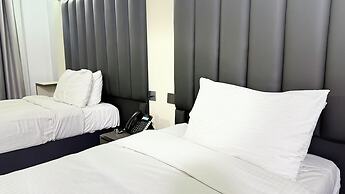 Royal Tulip Dancenter Suites Sharjah