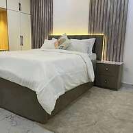 Quintessential Apartments By Signature