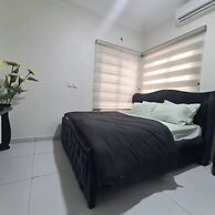 Quintessential Apartments By Signature