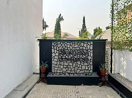 Quintessential Apartments By Signature