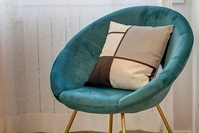 Barnaba Apartment by Mamo Florence