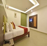 A K G Hotel