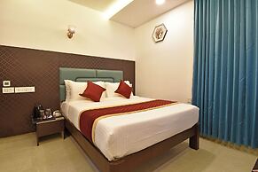 A K G Hotel