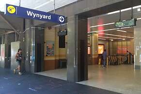 Spacious & Comfy Apt for 6 Next to Darling Harbour