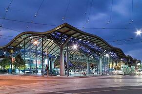 Cozy & Charming 2BR Stay, Free Parking