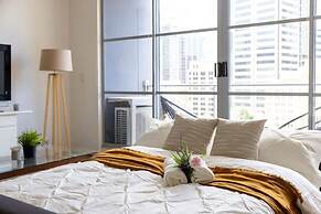 Charming City-view Apt, Next to Darling Harbour