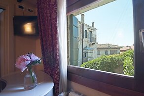 Venice Resorts Guest House