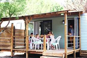 Mobilhome in Bessan With Terrace