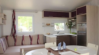 Mobilhome in Bessan With Terrace