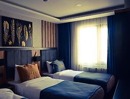RUA WORLD HOTEL