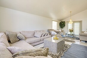 Bay & Hill Views: Modern Hercules Home