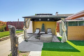 Bay & Hill Views: Modern Hercules Home
