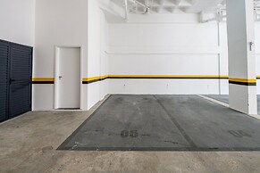 Beautiful and Modern Studio for Couples Stu309