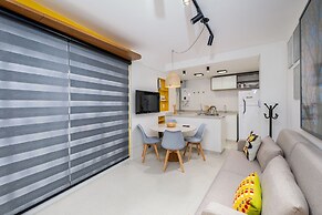 Beautiful and Modern Studio for Couples Stu309