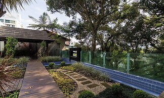 Apt With Charming Sea View in Itacorubi Cmr204