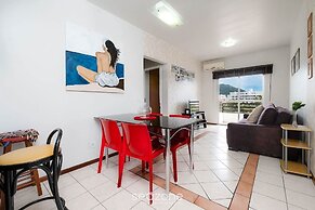 Beautiful apt 600m From Ingleses Beach Cnu202