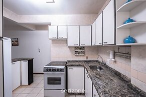Beautiful apt 600m From Ingleses Beach Cnu202