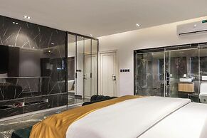 Cozy Apartments By Signature