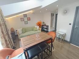 Luxury Chester City Apartments Near Station