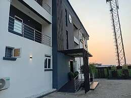Exquisite Apartments By Signature