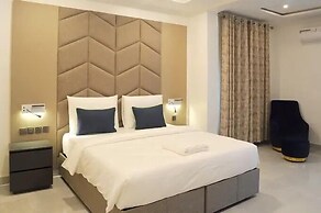 Exquisite Apartments By Signature