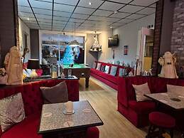 MyRoomz Silver Strand Hotel