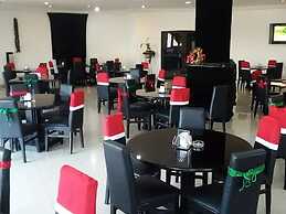 Exclusive Hotel and Suites by K