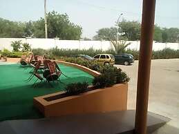 Exclusive Hotel and Suites by K