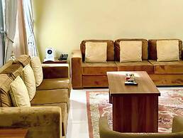 De Guest Pride Hotel and Suites