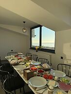 Koç Guest House