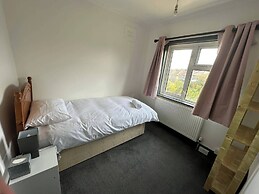 Daisy Haven in Southampton