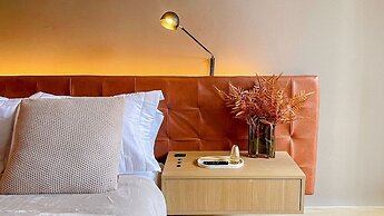 Yacht - by Setai Apartaments