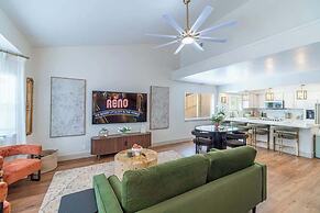 The Deco Retreat - UNR - Pet Friendly