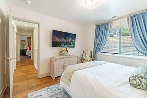 The Deco Retreat - UNR - Pet Friendly