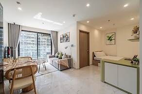 LA Nest 1bed with pool view big deal