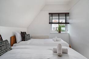 Host Stay The Cliff Greenhouse