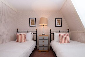 Host Stay George Street Townhouse