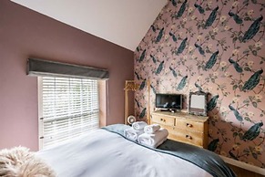 Host Stay The Chapel in Thornham