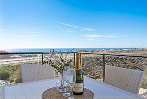 Cozy Getaway With Pool in Riviera del Sol - Ref 99