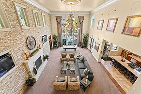 New Upscale 1BR Stay With Mini Golf Sauna Heated Pool