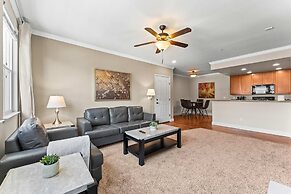 New Upscale 1BR Stay With Mini Golf Sauna Heated Pool