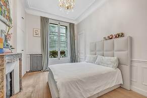 Luxury 5BR House Close to the Arc de Triomphe
